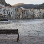 Borgo marittimo affascinante, con stradine tranquille e vista sul mare, perfetto anche in bassa stagione.