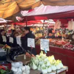 Torino e Porta Palazzo: come orientarsi nel mercato senza ridurlo a una lista di bancarelle