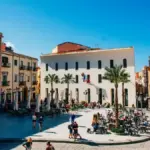 Cagliari tra mercato di San Benedetto e quartieri storici: come unire cucina locale e passeggiata urbana
